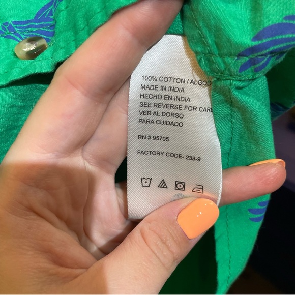 Plugg Green and Blue Parrot Short Sleeve Button Up - size S - Picture 4 of 5
